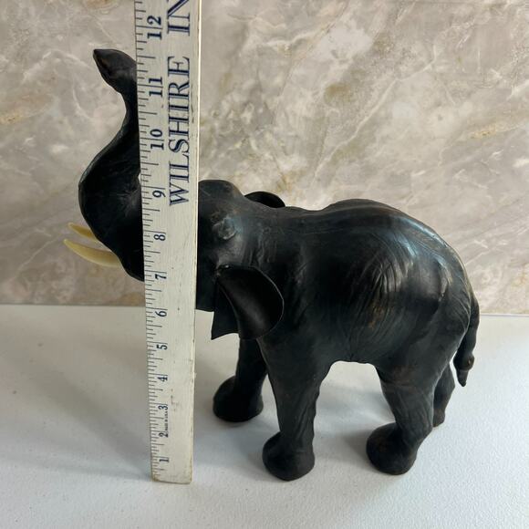 Black Leather Covered Paper Mache Elephant Sculpture Vintage Made In India - Picture 9 of 10